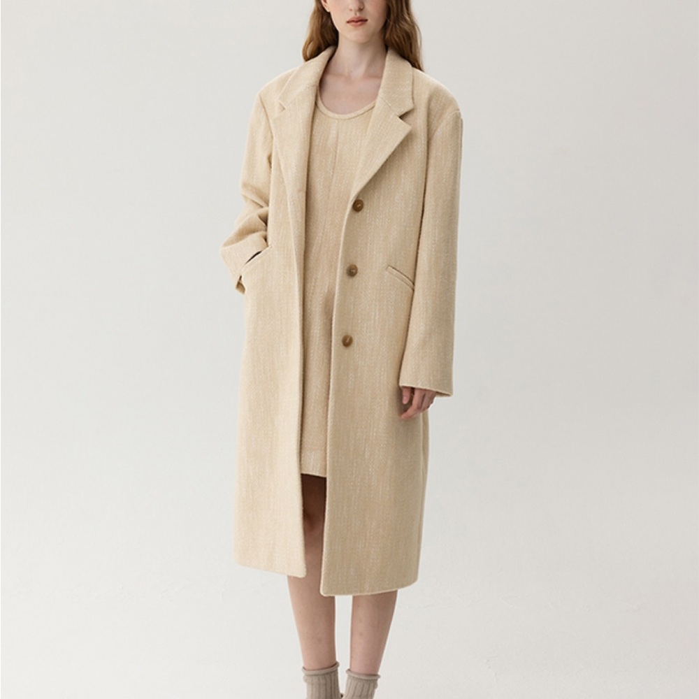 Kindersalmon beige buttoned coat